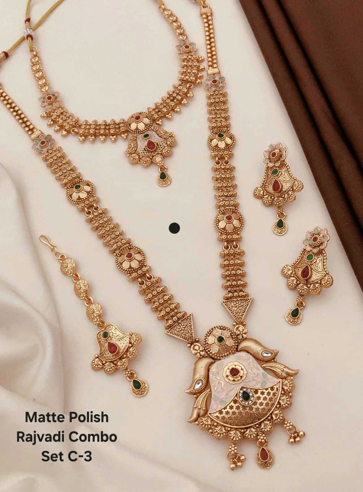 Matte Polish Rajvadi Combo Set with Tikka