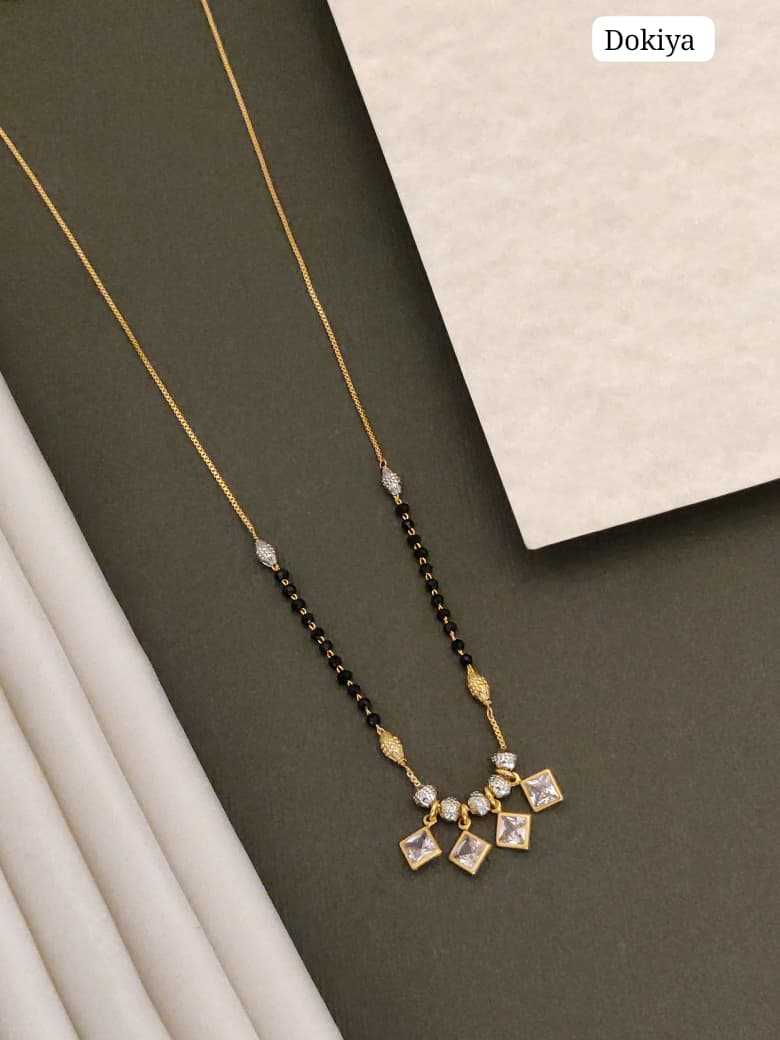 Minimalist Dokiya Mangalsutra in High Gold