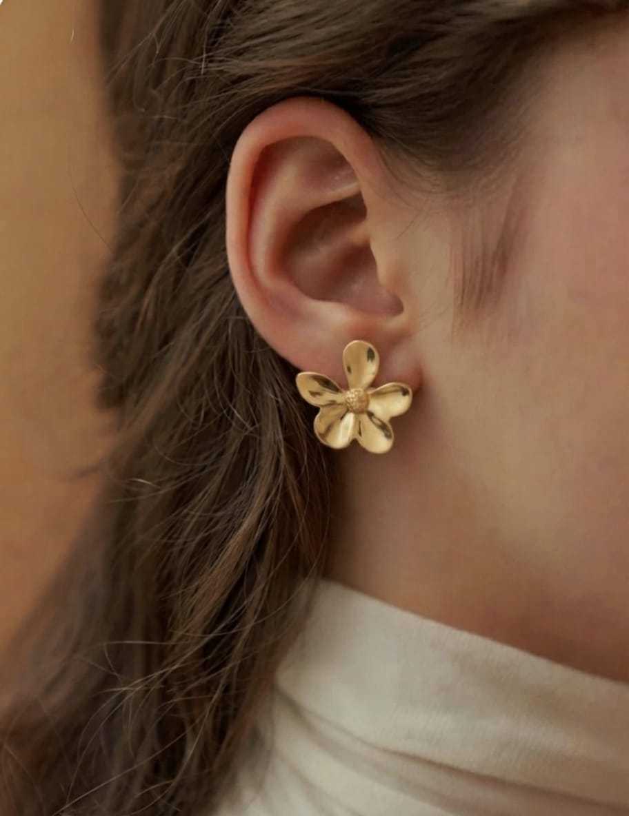 Modern Domed Heart Stud Earrings