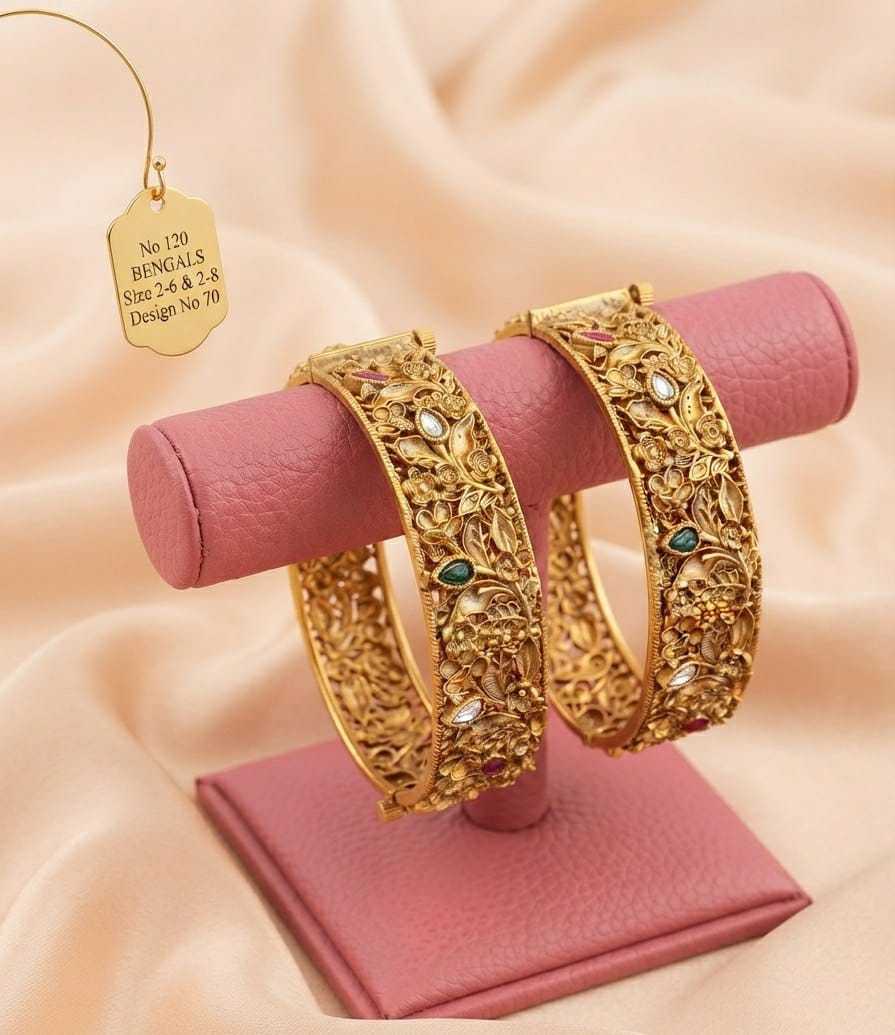 Openable Antique Kada Pair with Kundan and Ruby Cluster