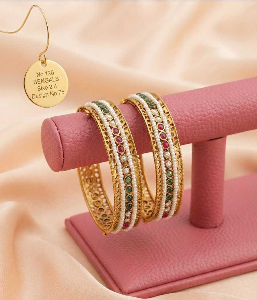 Openable Antique Kada Pair with Kundan and Ruby Cluster