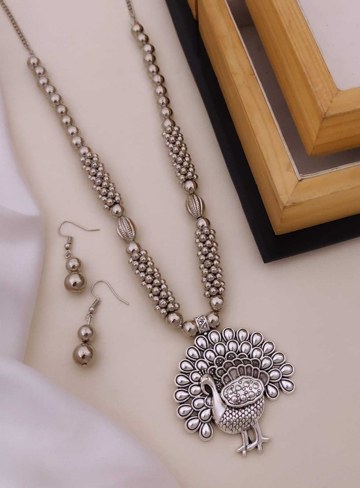 Oxidised Heart Pendant Long Necklace & Hook Earrings