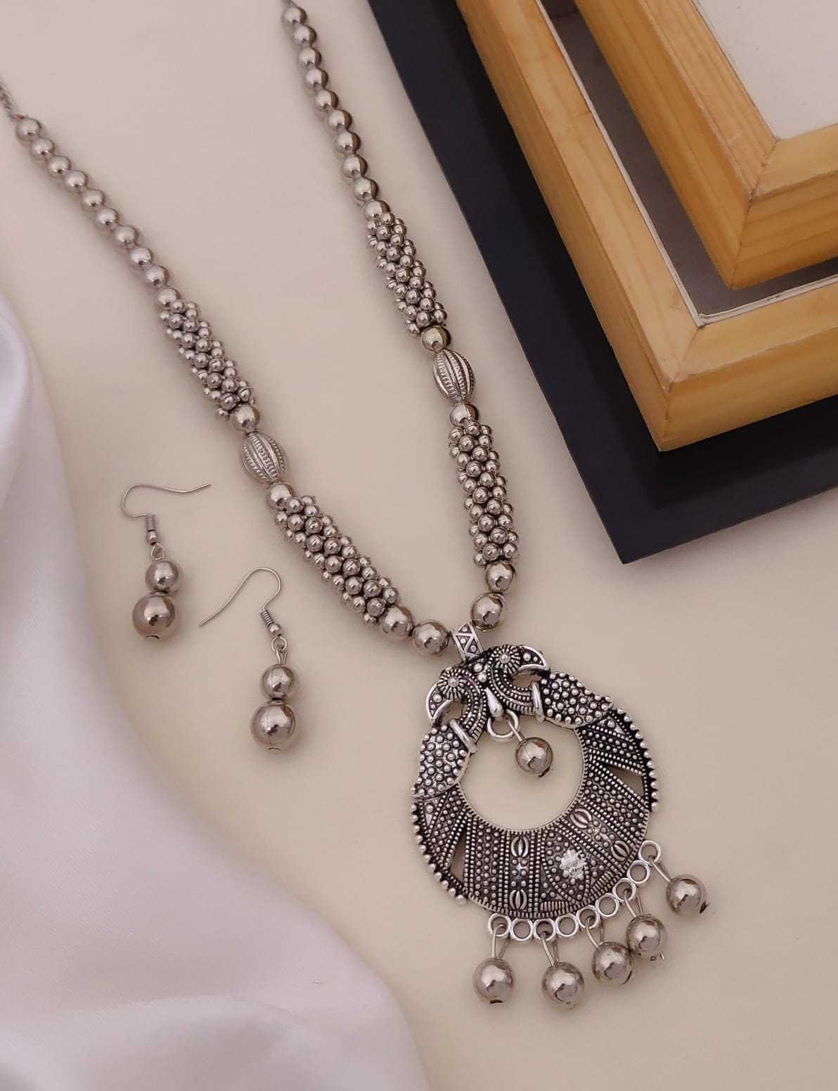 Oxidised Heart Pendant Long Necklace & Hook Earrings