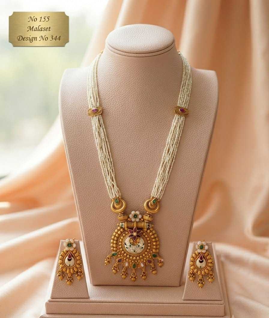 Pearl Mala Set with Round Medallion Pendant and Teardrop Earrings