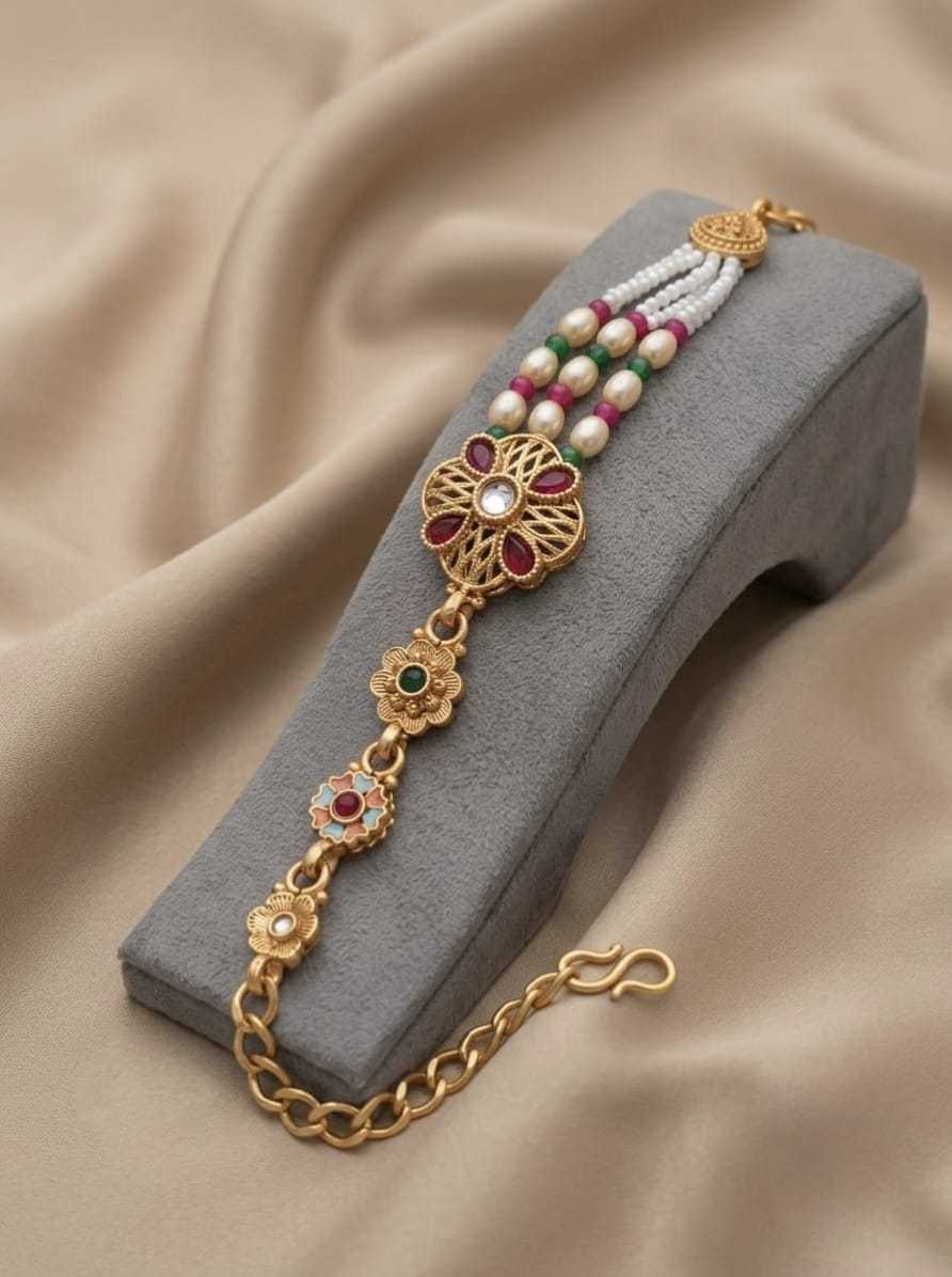 Pearl Strand Hand Bracelet with Kundan Centre