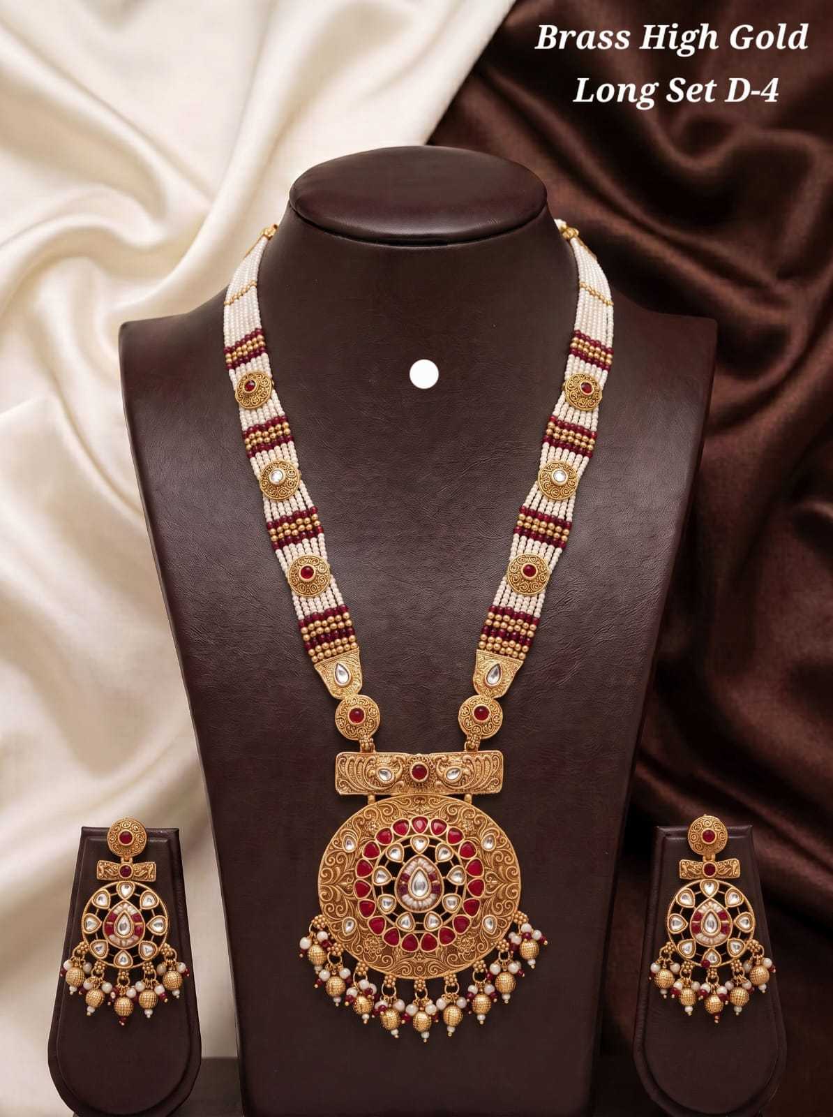 Rajvadi Long Haram Set with Carved Pendant