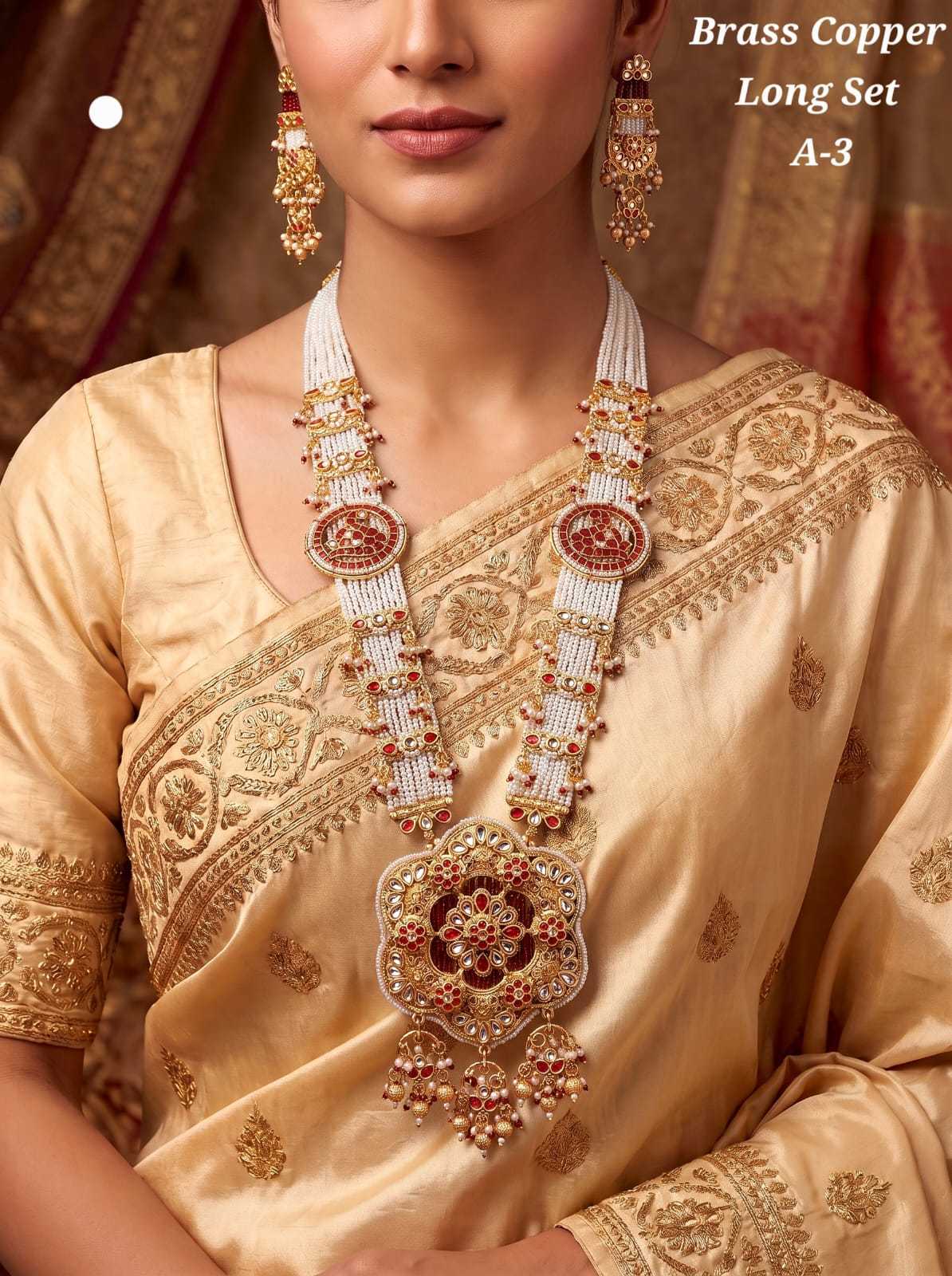 Rajvadi Long Set with Ornate Fan Pendant