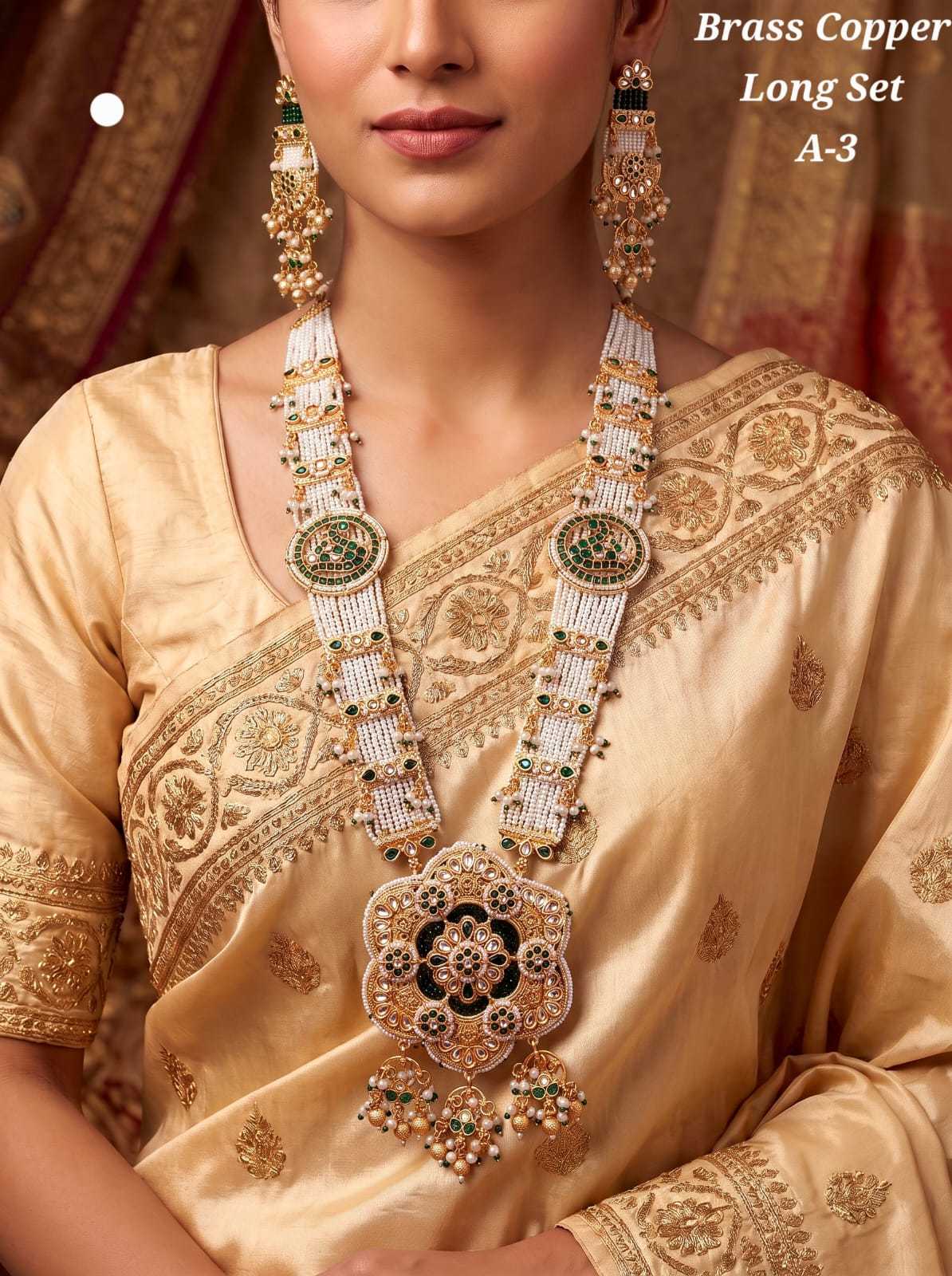 Rajvadi Long Set with Ornate Fan Pendant