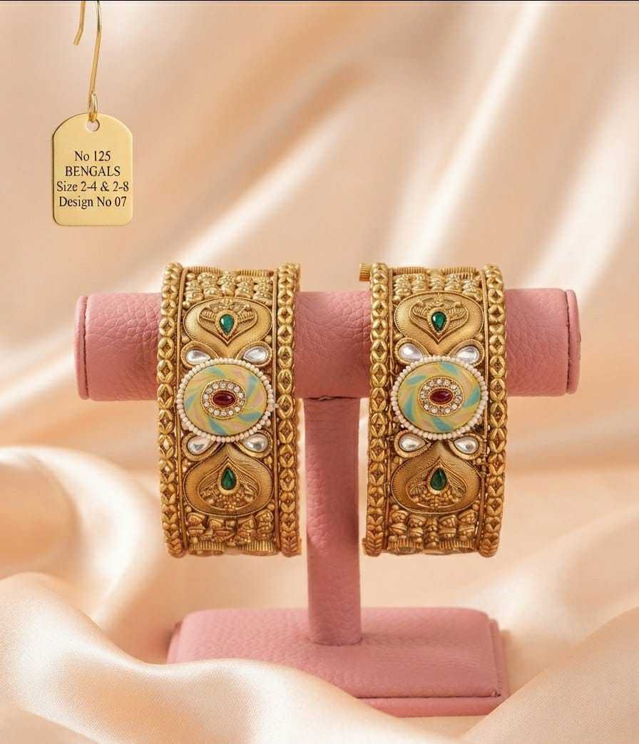 Rajwadi Antique Kada Bangles with Enamel Medallions and Kundan