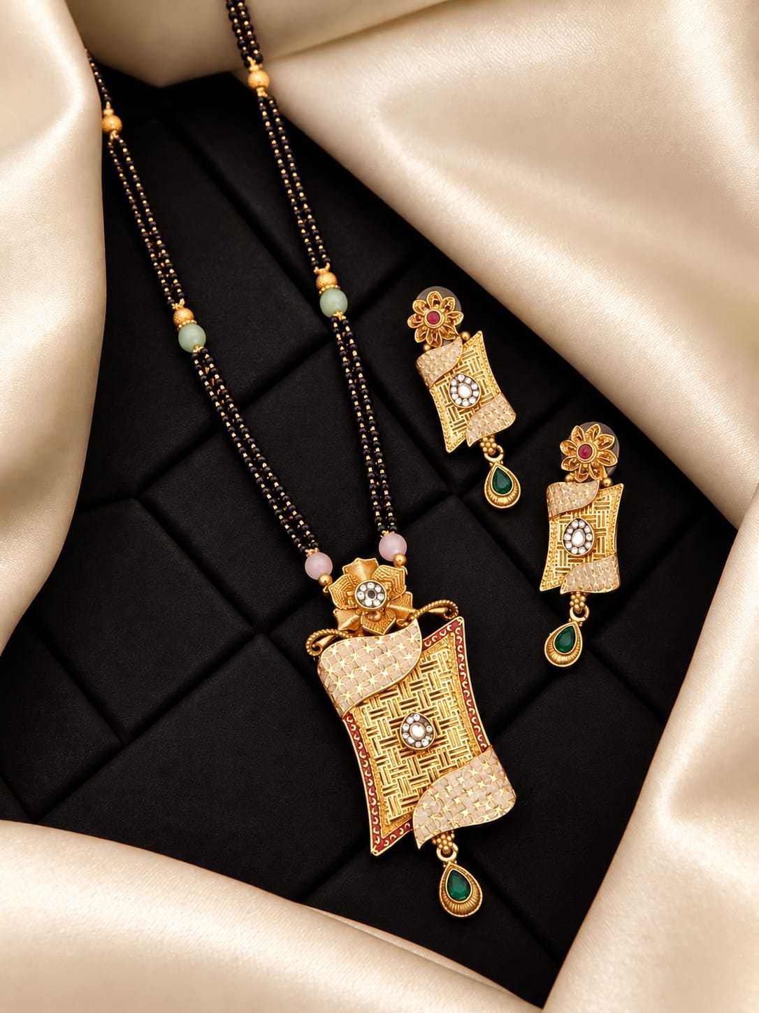 Rajwadi Long Mangalsutra Set with Kundan Enamel Pendant and Earrings