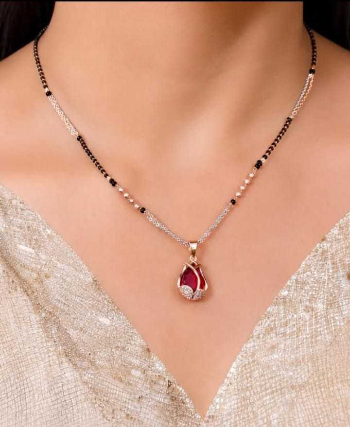 Rose Gold Tulip Pendant Mangalsutra with Ruby