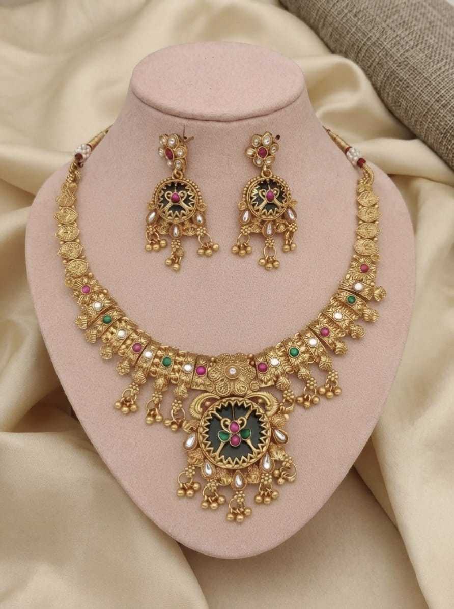 Royal Antique Kundan Necklace with Jhumkas
