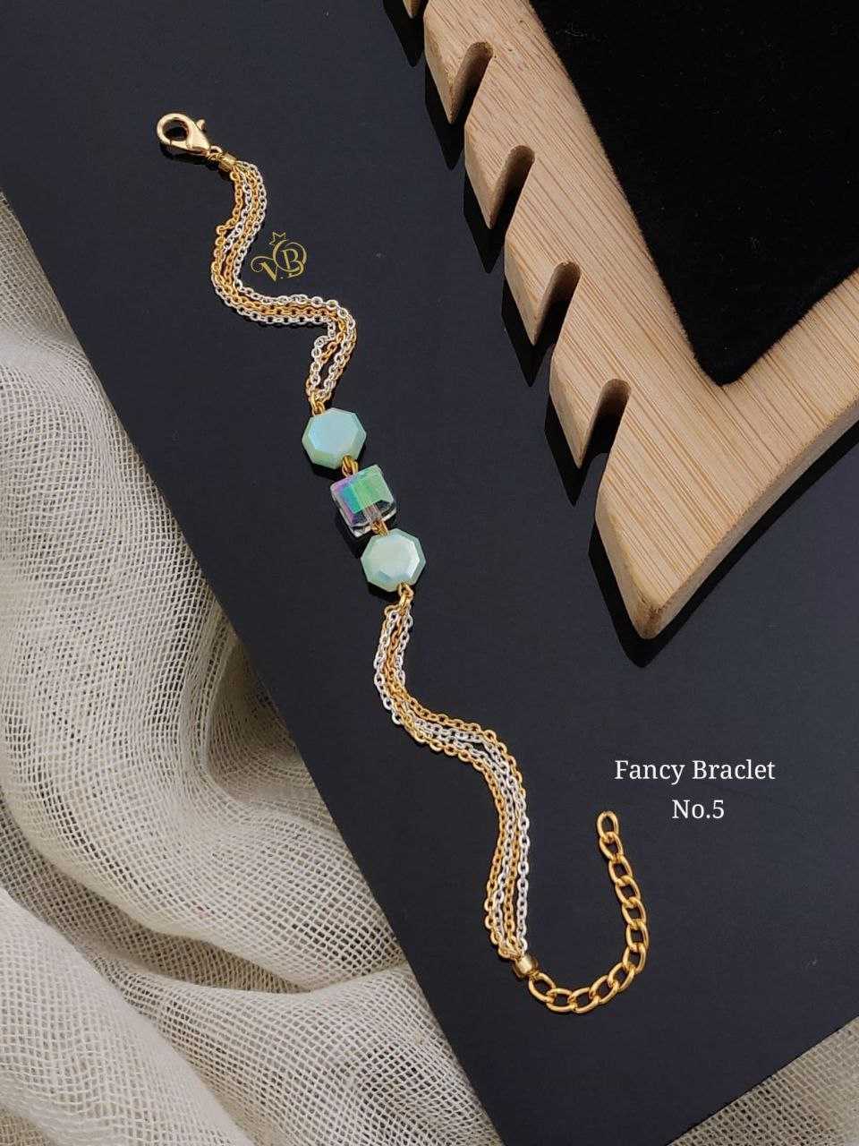 Sculpted Hourglass Bead Bracelet