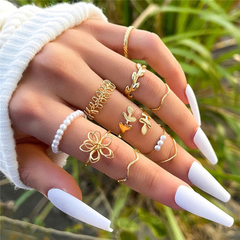Everyday Gold Look Combo: Set of 10 Rings & Star Coin Necklace