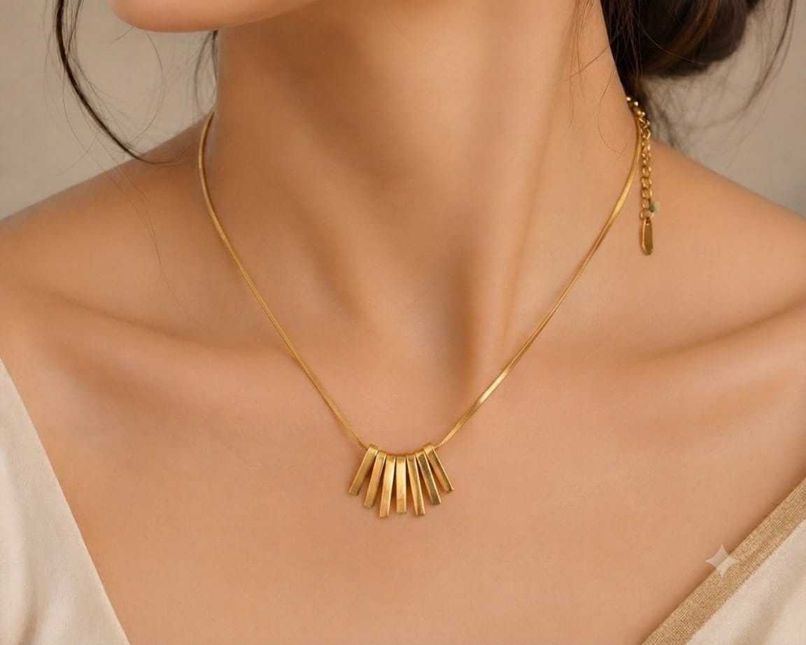 Silver Fringe Bar Pendant Chain Necklace