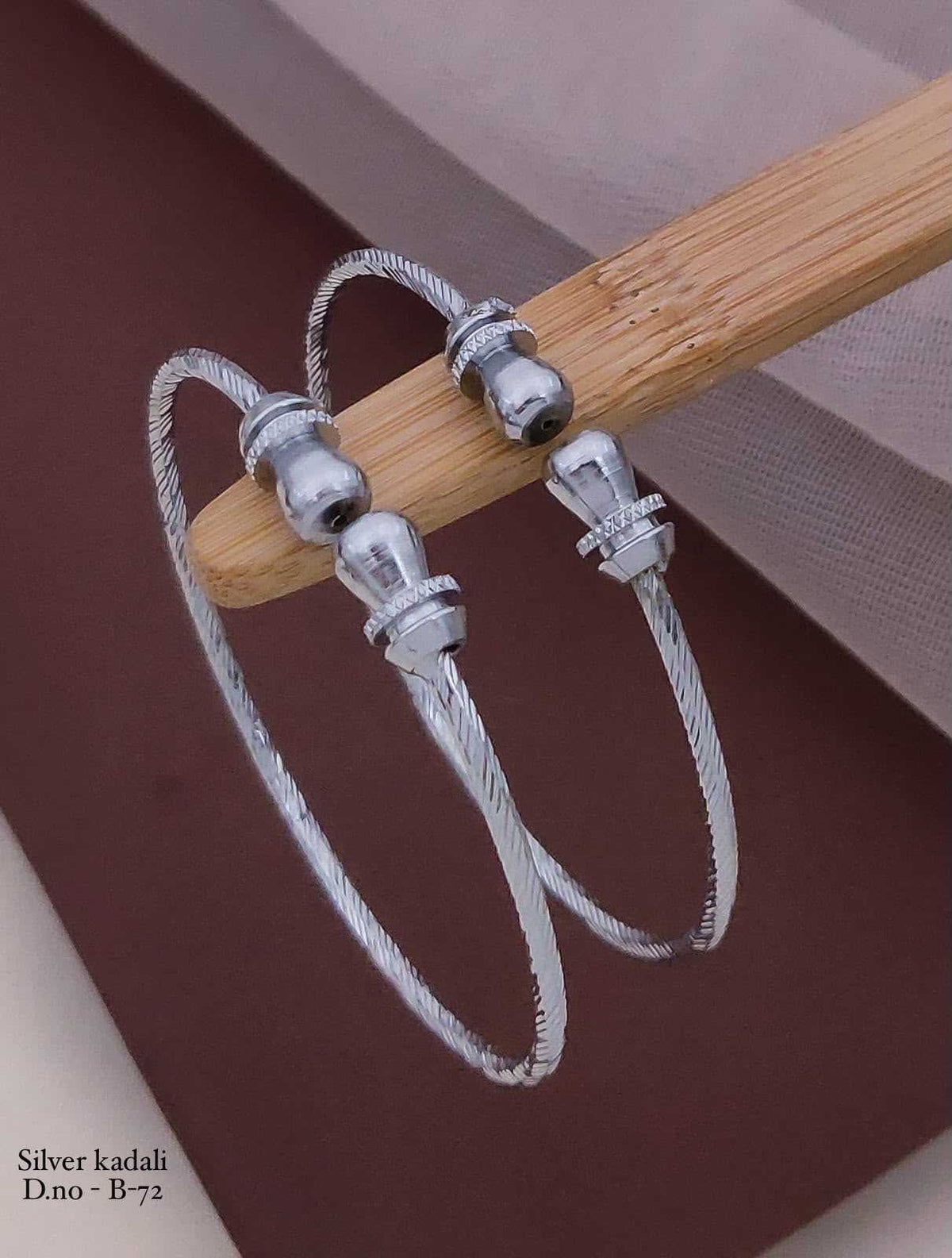 Silver Wire Open Kada with Textured Ends
