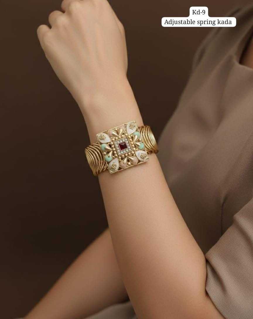 Spring Kada Bracelet with Kundan Centrepiece