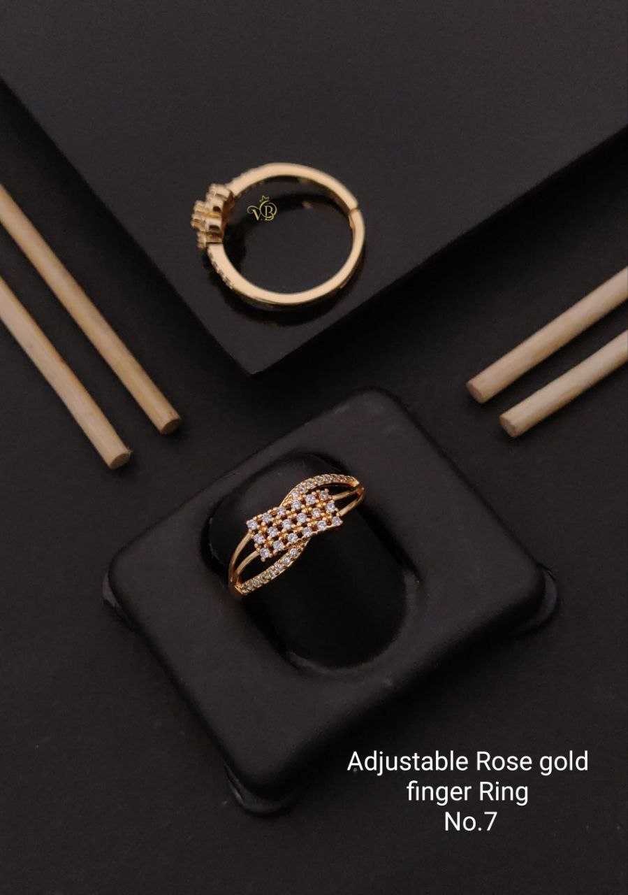 Square Cluster Ring with Nine Micro Stones