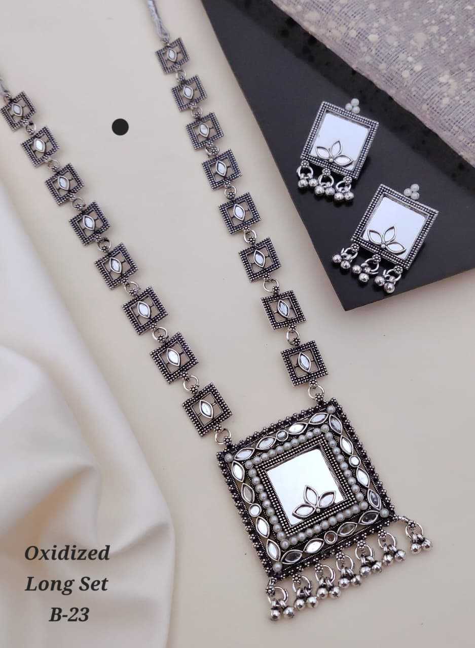 Square Mirror Pendant Long Set with Floral Overlay