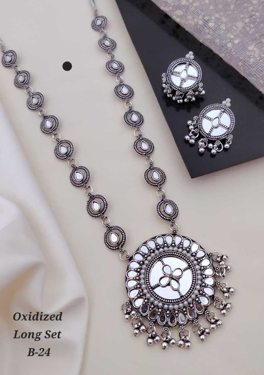 Square Mirror Pendant Long Set with Floral Overlay