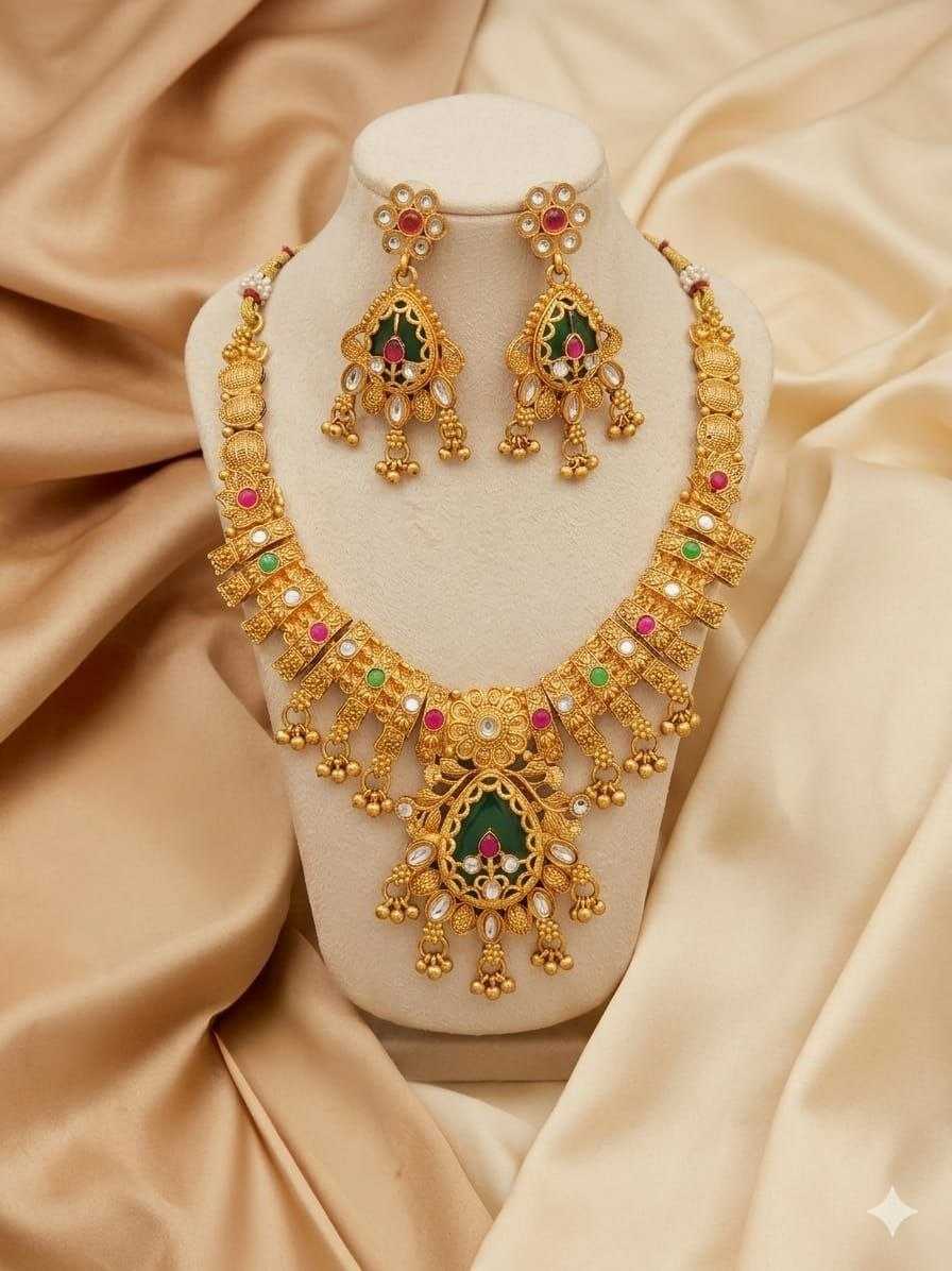 Temple Necklace Set with Green Teardrop Pendants