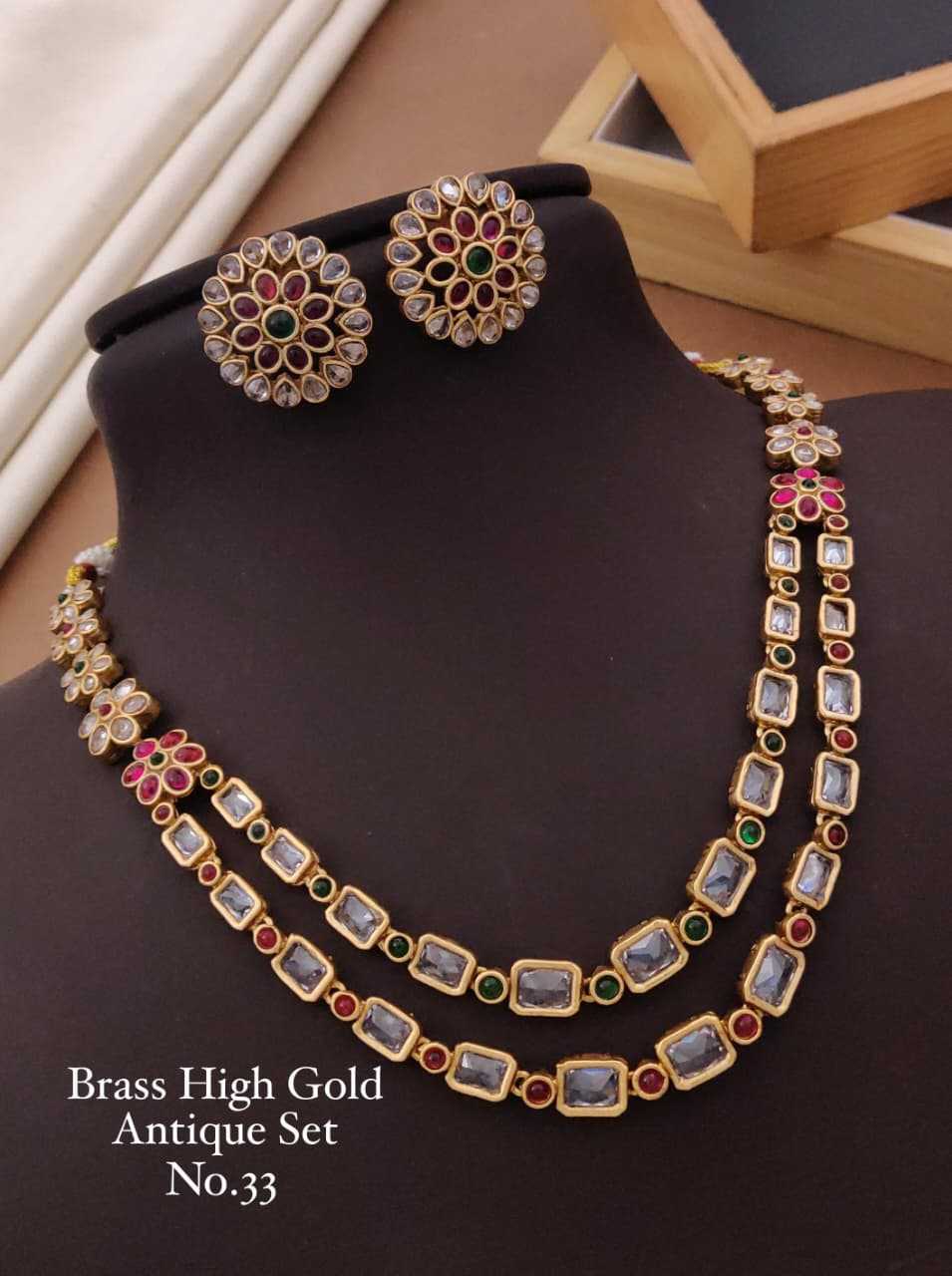 Two Layer Kundan Necklace with Floral Studs